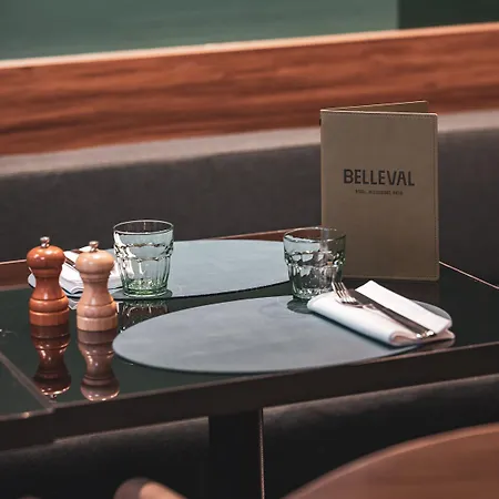 Belleval 4* Paris