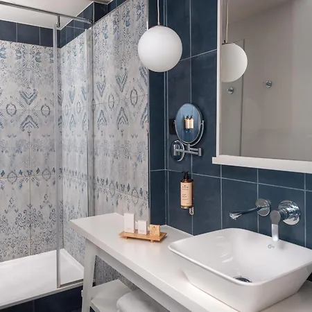 Le Belleval 4* Parijs