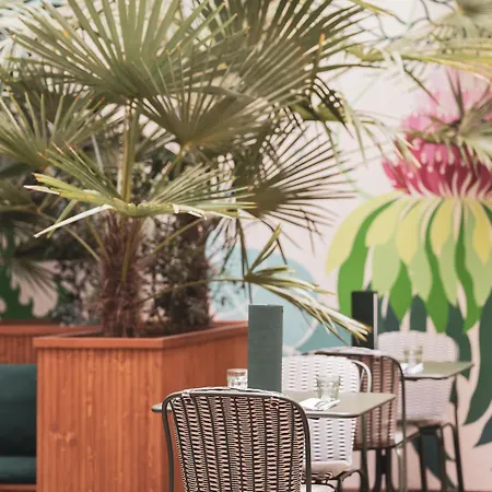 Отель Belleval Париж